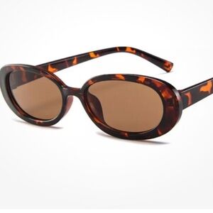Leopard Print Retro Oval Lens Sunglasses